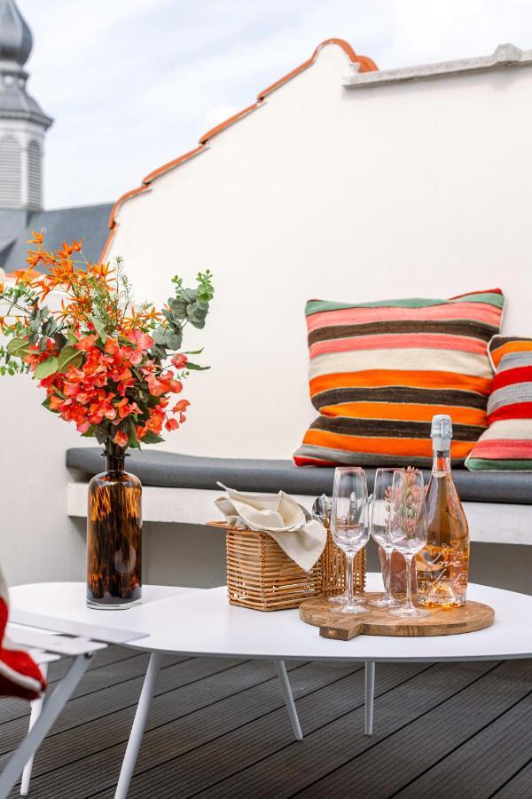 Appartement Duplex-apartment With Terrace On Location In *
